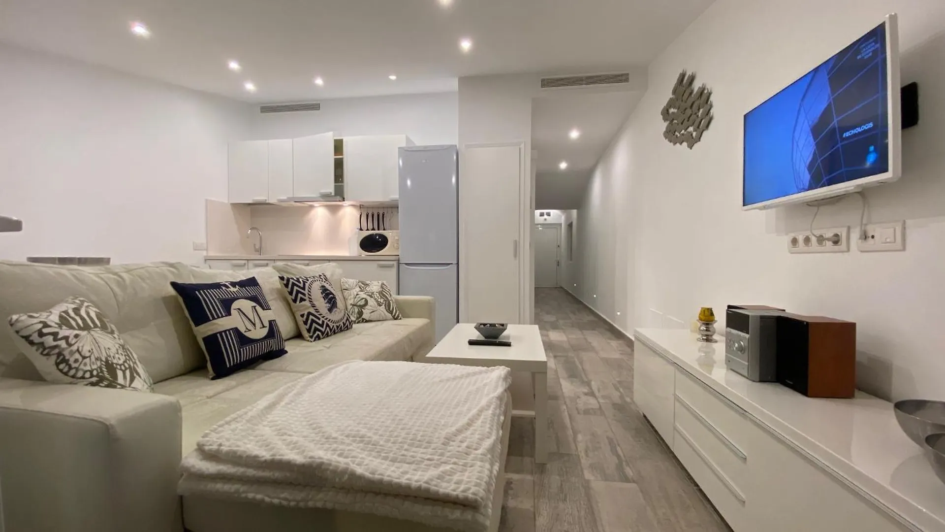Luxury Oceanfront Villa In An Idyllic Location No1 Cala'N Bosch  0*, Cala'N Bosch (Menorca) Spain